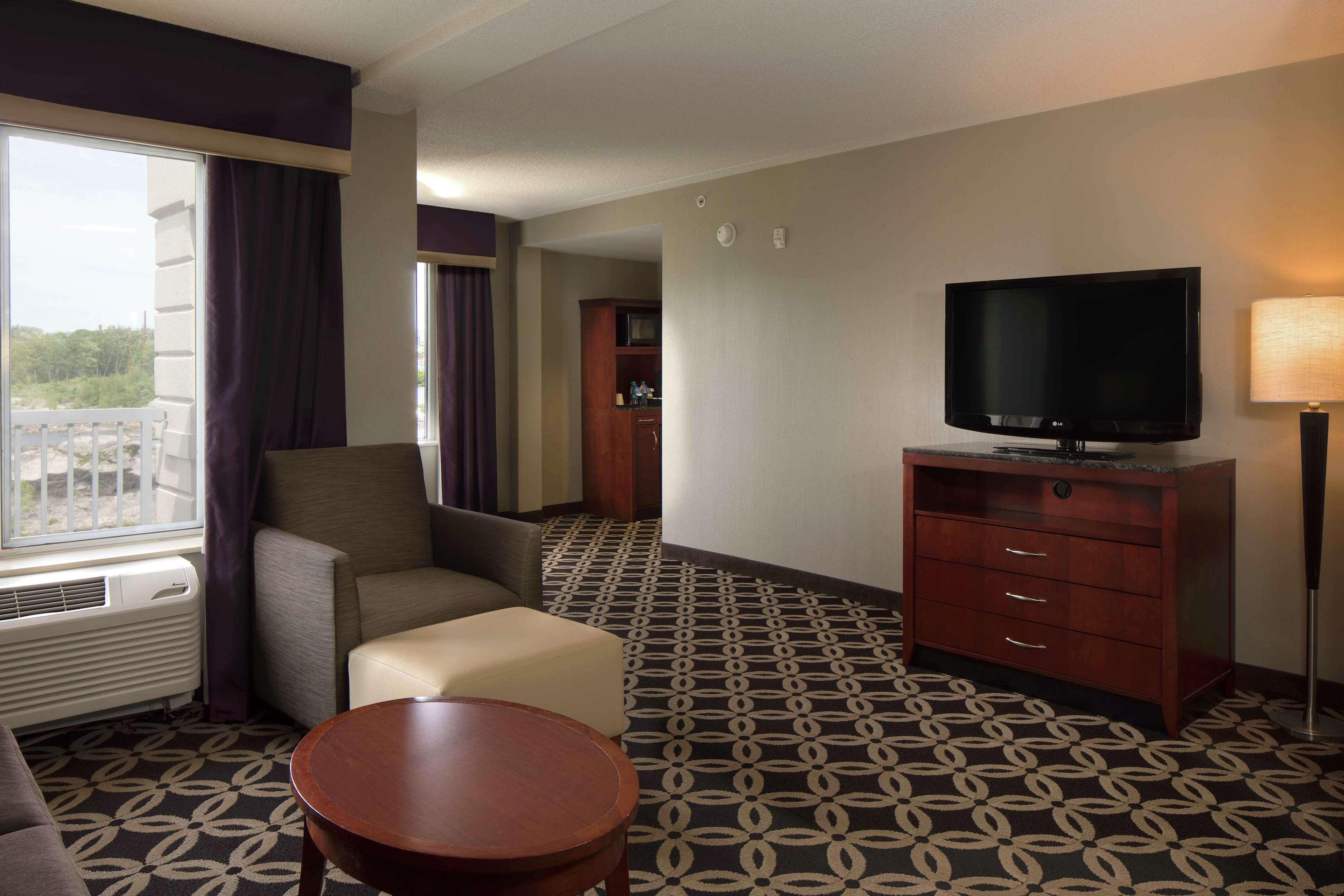 Hilton Garden Inn Auburn Riverwatch Экстерьер фото