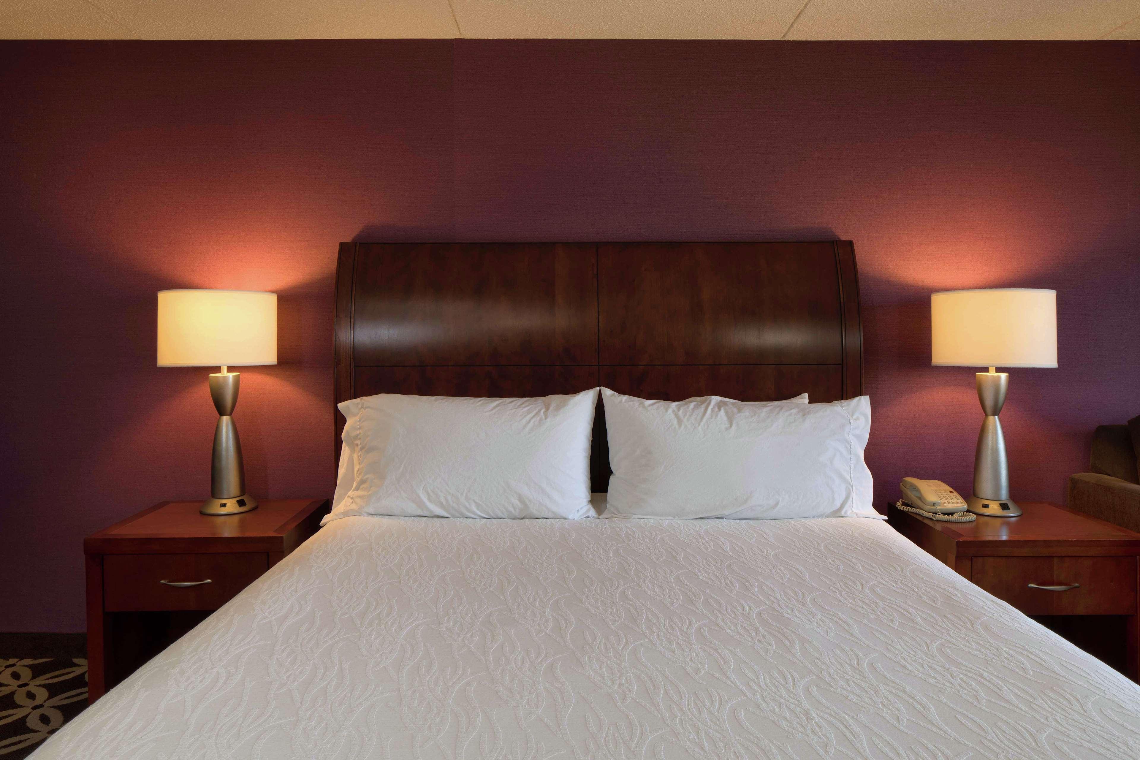 Hilton Garden Inn Auburn Riverwatch Экстерьер фото