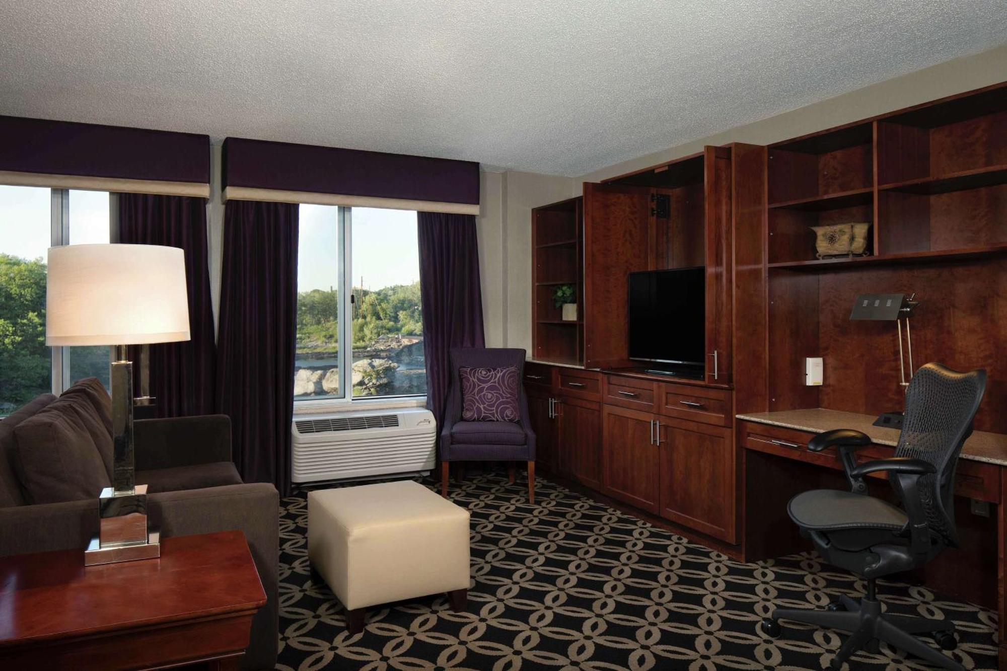 Hilton Garden Inn Auburn Riverwatch Экстерьер фото