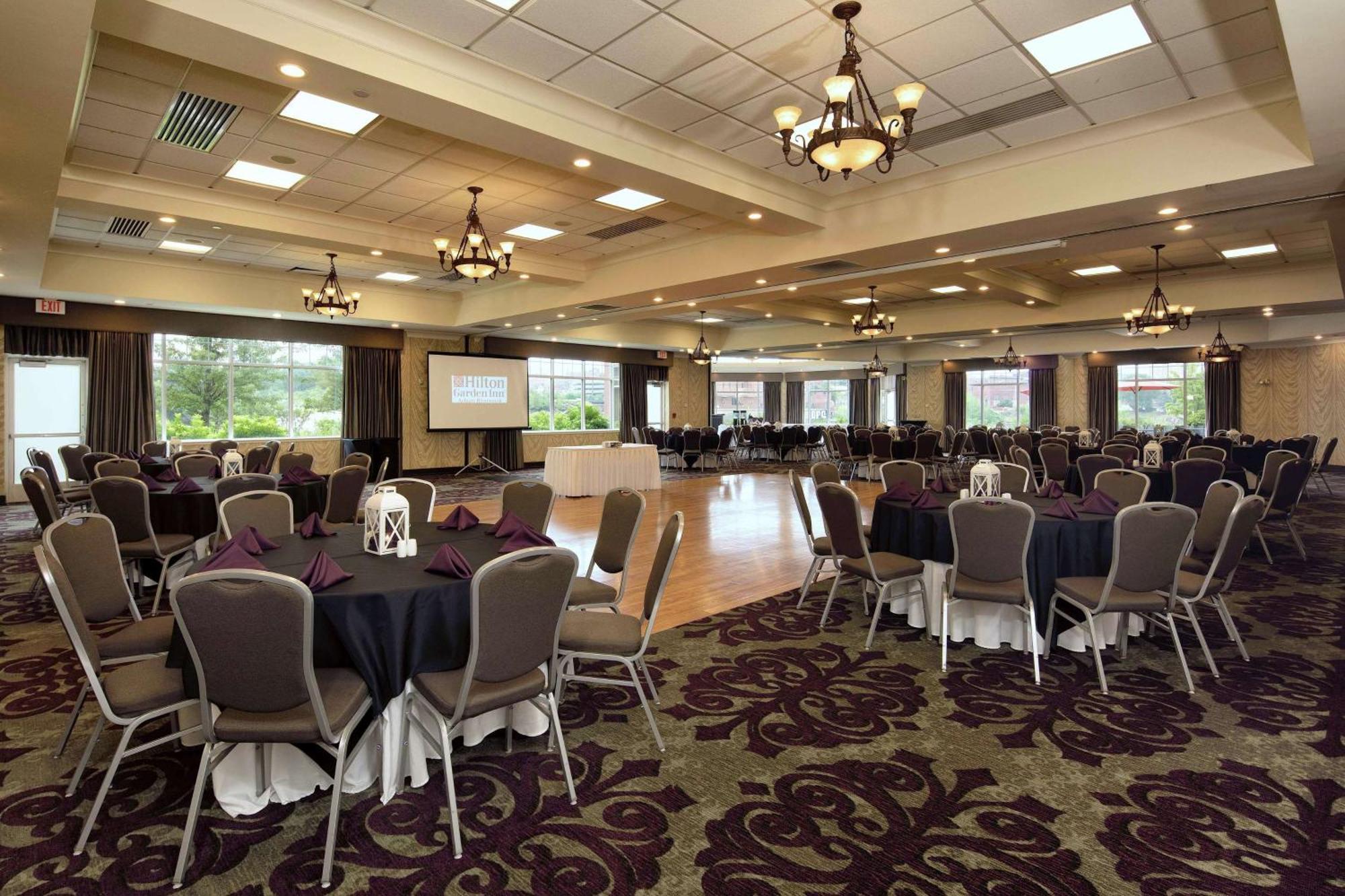 Hilton Garden Inn Auburn Riverwatch Экстерьер фото