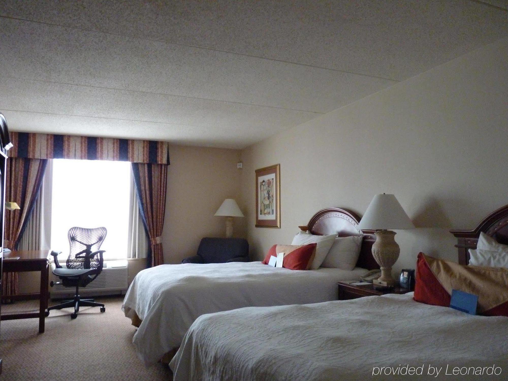 Hilton Garden Inn Auburn Riverwatch Номер фото